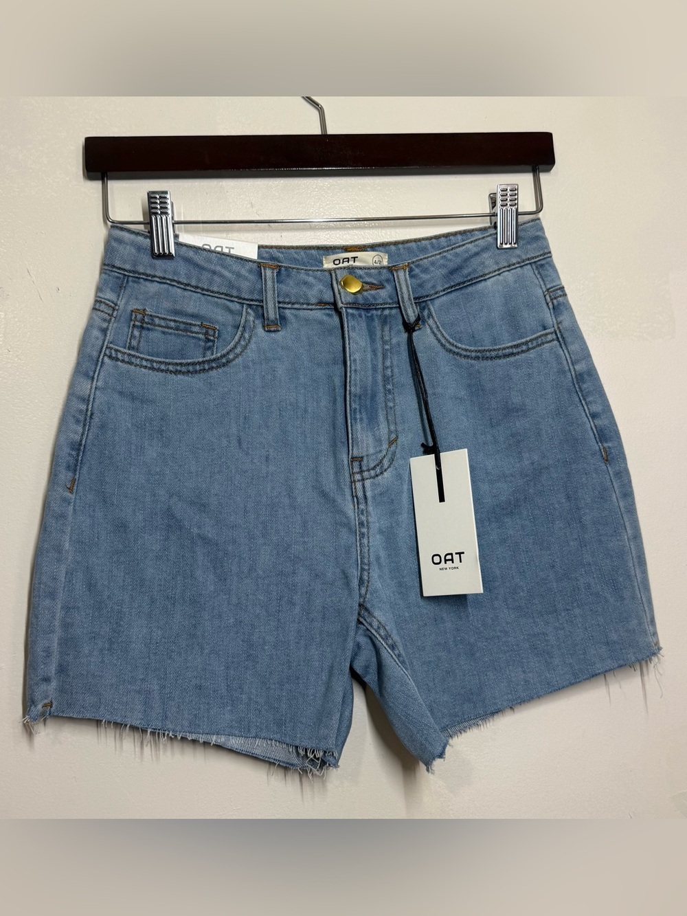 OAT New York Cloud Luxe Women's
Denim Cut Off High Rise Shorts 4/27